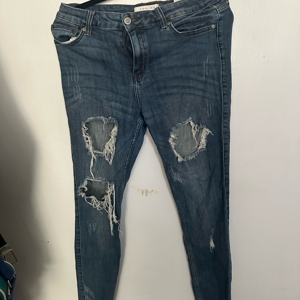 Edikted Women's Distressed Blue Jeans